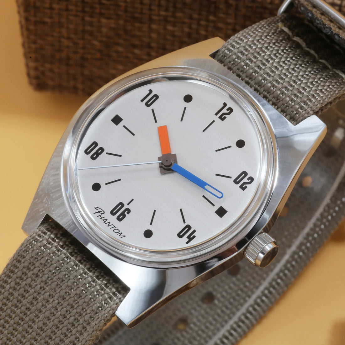 The Phantom Retro Mod – Silver Edition